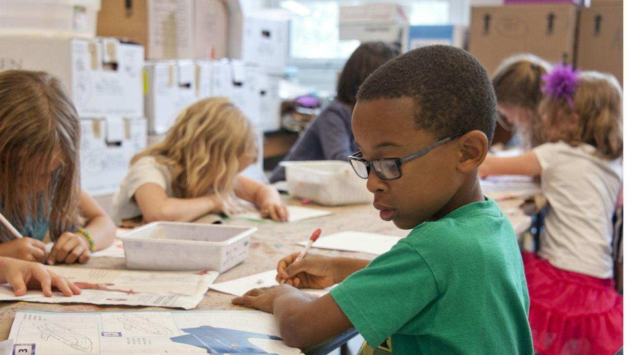 École Polyvalente Publique Frères Voisin à Paris