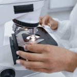 Les métiers de la biologie les mieux payés